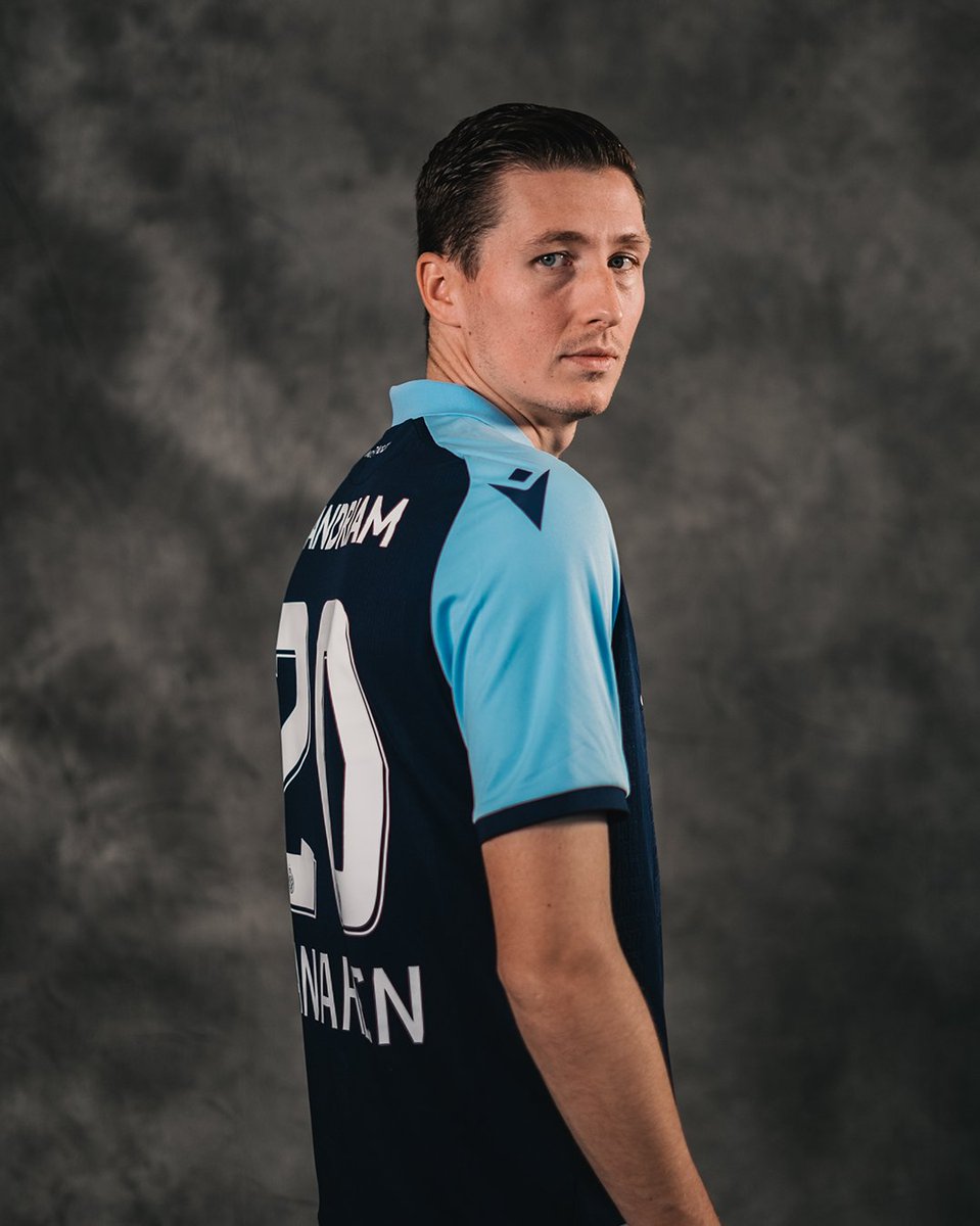ClubBrugge's tweet photo. Wear it with pride. ✨ #TheHeritage https://t.co/2bbZNayWHt