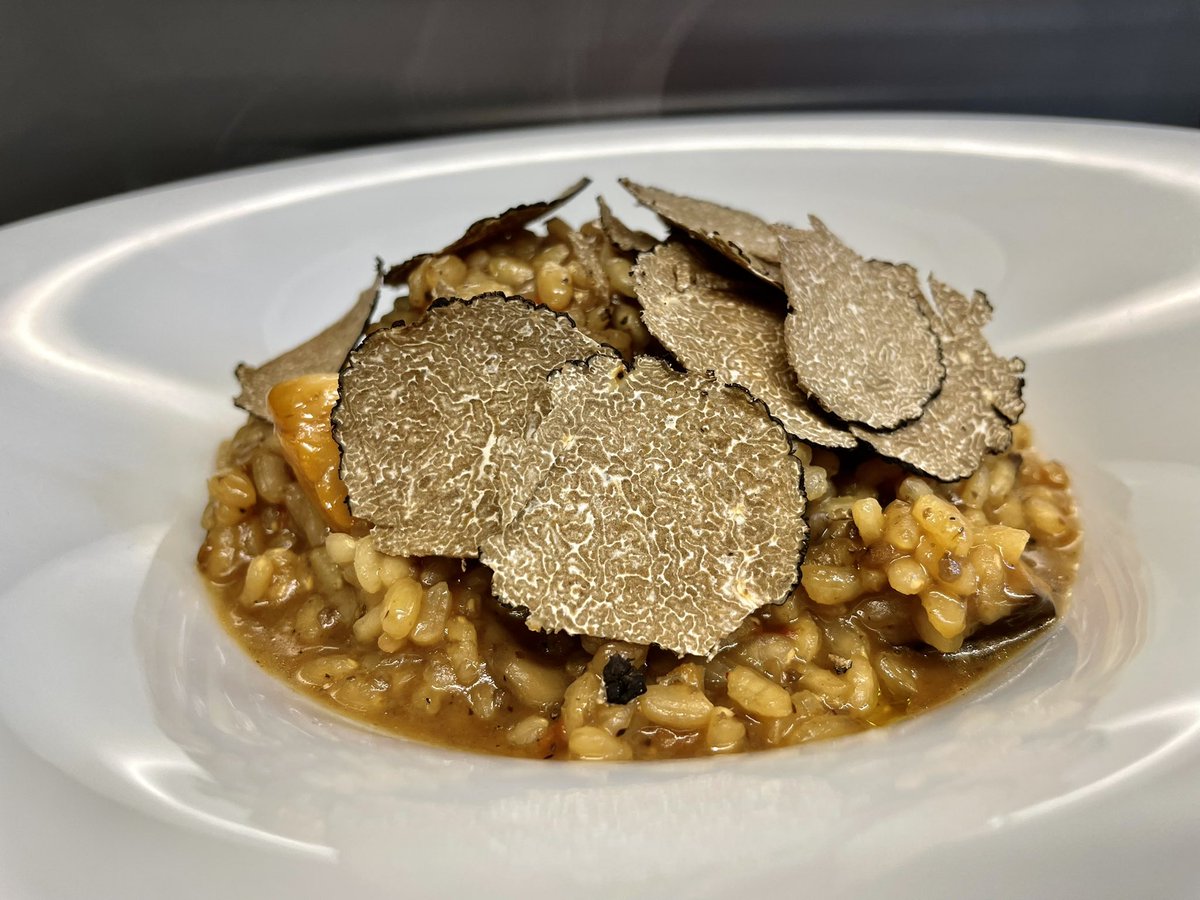 Arroz de otoño - wild mushrooms rice with shaved black truffle and oloroso!! 🍄🍄🍄
.
.
.
<a href="/barestebanN8/">Bar Esteban</a> <a href="/crouchendwiki/">crouchend</a> <a href="/EatCrouchEnd/">Eat Crouch End</a> @CrouchEndLive @MuswellHMums <a href="/MuswellHillNews/">MuswellHillNews (We are no longer on X)</a> @CrouchEndLive <a href="/CrouchEMums/">Crouch End Mums</a> <a href="/TvCrouch/">Crouch End TV</a> <a href="/FoodPornsx/">Food Porn</a>  <a href="/winemaps/">WineMaps 🌎🛩🍇🍽🍷</a>