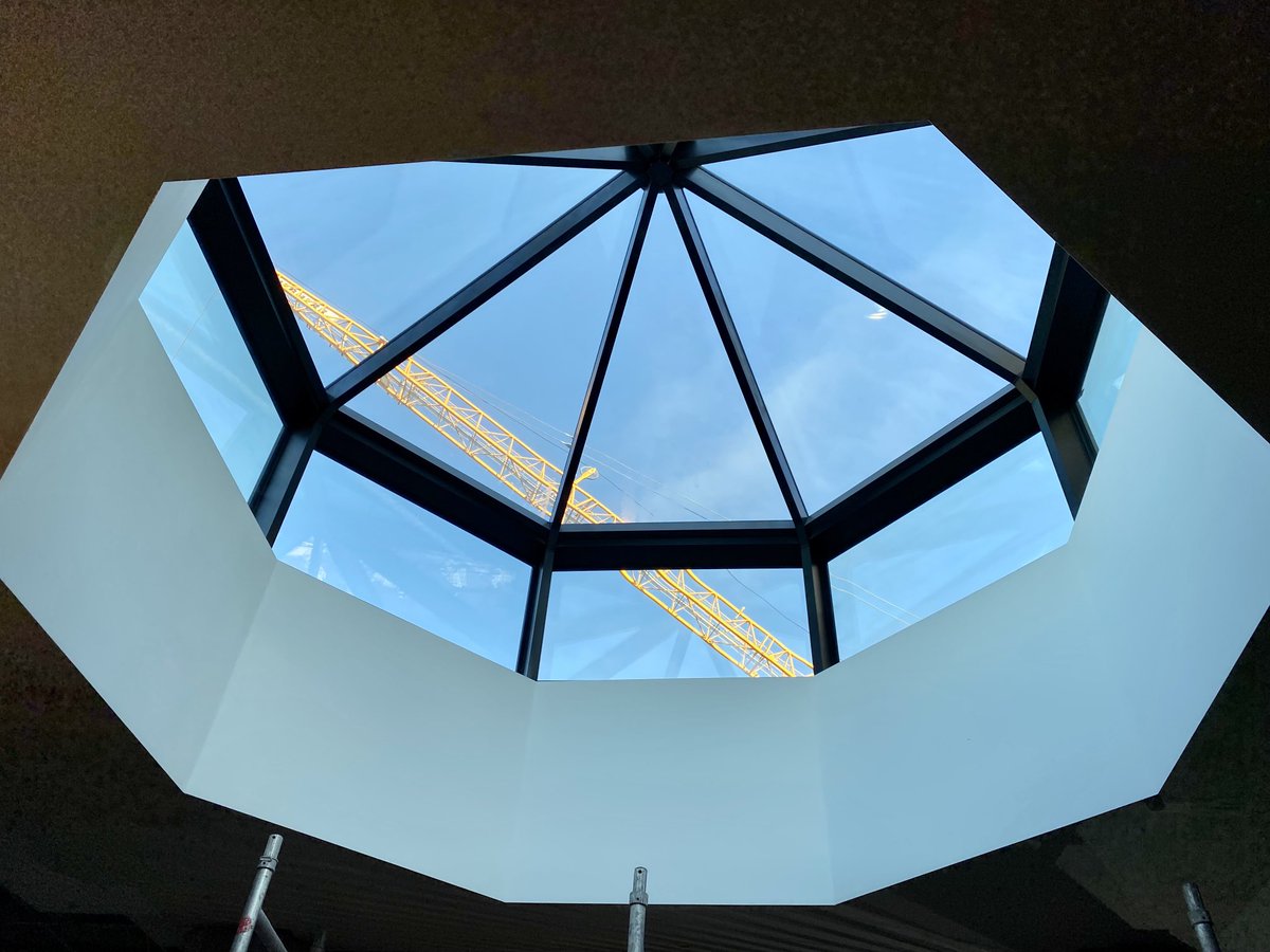 PeterMarsh_PMC's tweet photo. ⁦@TowerHamletsNow⁩ New Town Hall progress photos - stairwell glazing, exposed brick office walls, waffle slab in the council chamber, and the central atrium space ⁦@AHMMArchitects⁩ ⁦@turnertownsend⁩ ⁦@BouyguesUK⁩ #creatingspaces #clientteam https://t.co/QGTVB0lrmh