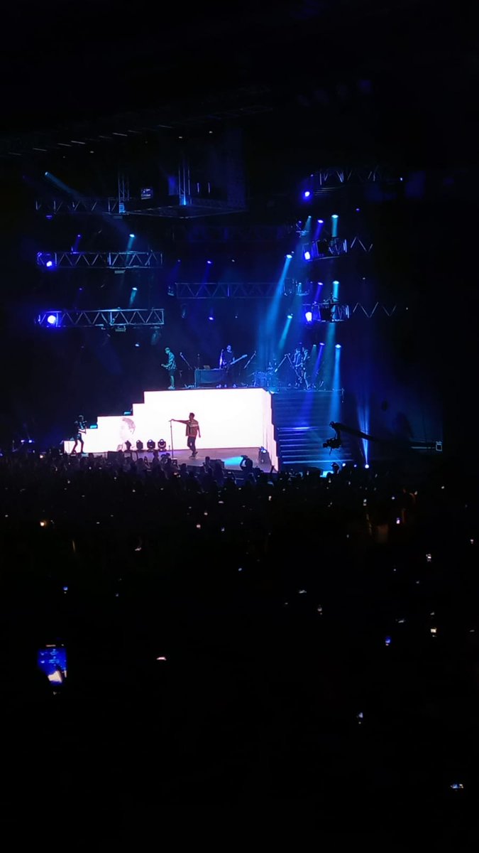 tomasmacagnan's tweet photo. Qué noche mágica que brindó este muchacho. @CHANOTB gracias! https://t.co/SZkZ6aPmUl