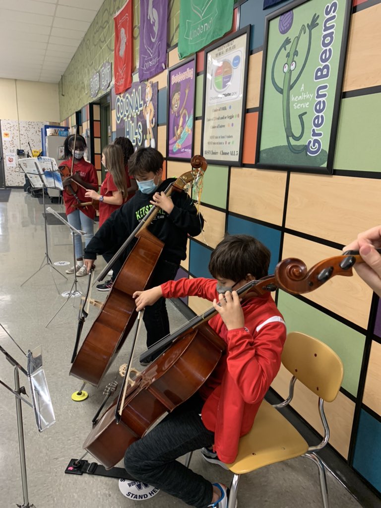 cardinalstrings's tweet image. Lunch hour performances at @ColHillsElem and Evening Street today with our 6th grade Chamber Strings! @mrykowski1 #itsworthit #orchestraisworthit