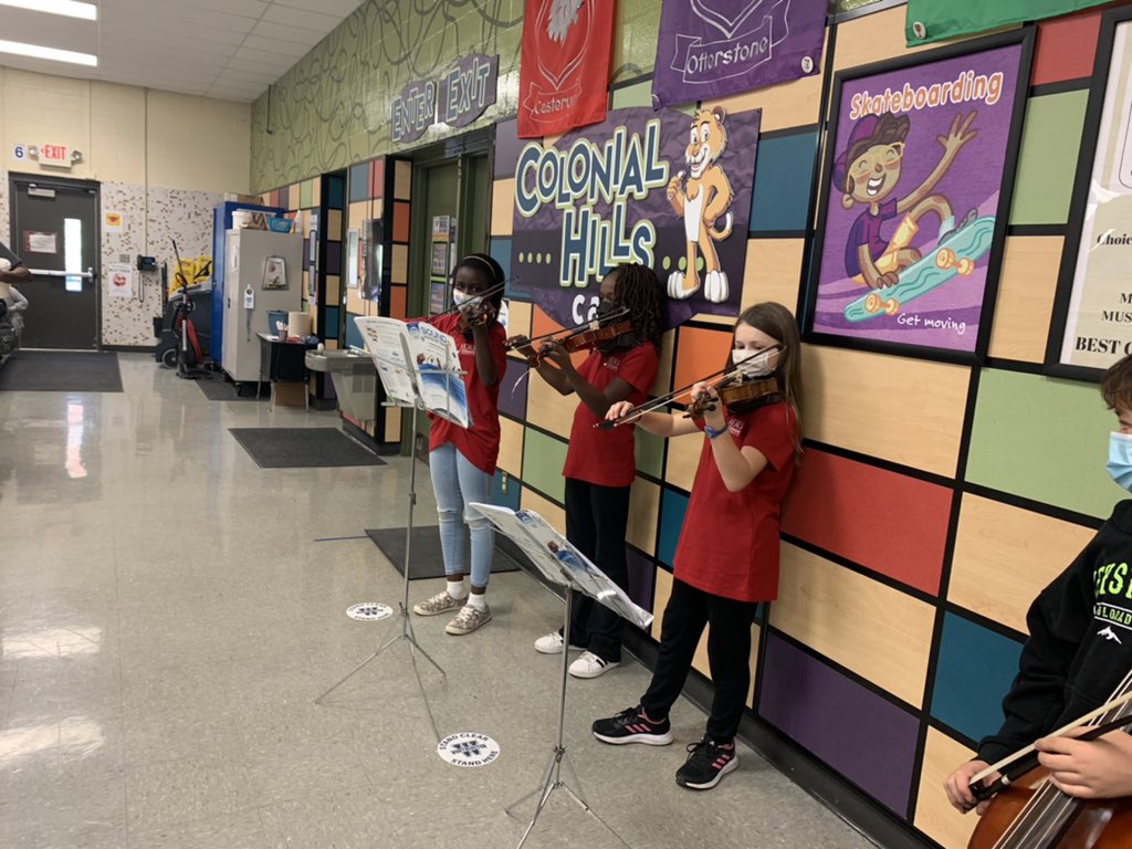 cardinalstrings's tweet image. Lunch hour performances at @ColHillsElem and Evening Street today with our 6th grade Chamber Strings! @mrykowski1 #itsworthit #orchestraisworthit