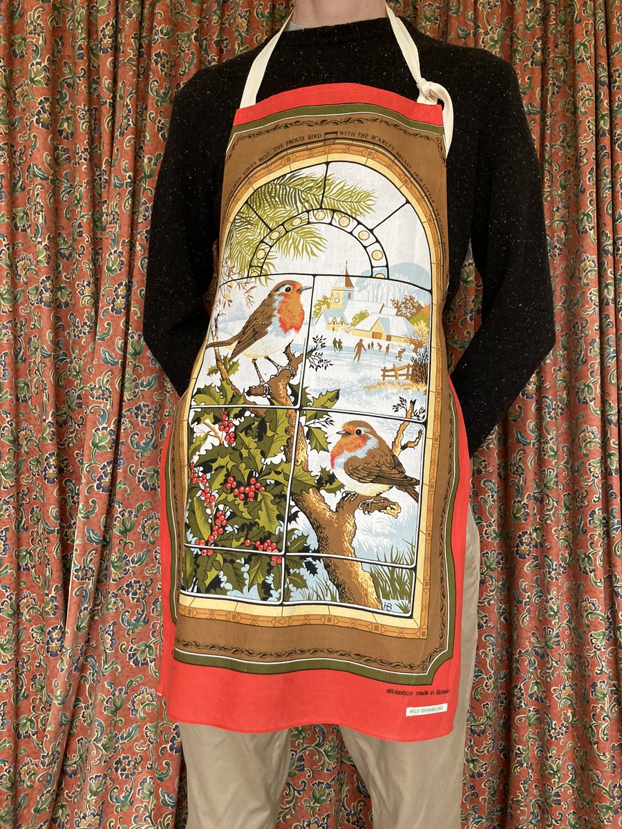 wildbrambling's tweet photo. Christmas stock now live on Etsy! Kitsch aprons, mushroom brooch stocking fillers, and scandi house ornaments. Get festive sustainably with this bounty of upcycled goodness ❤️
#ecochristmas #sustainablechristmas #scandichristmas #scandihome #scandidecor #kitschchristmas https://t.co/297iXiP0Fz