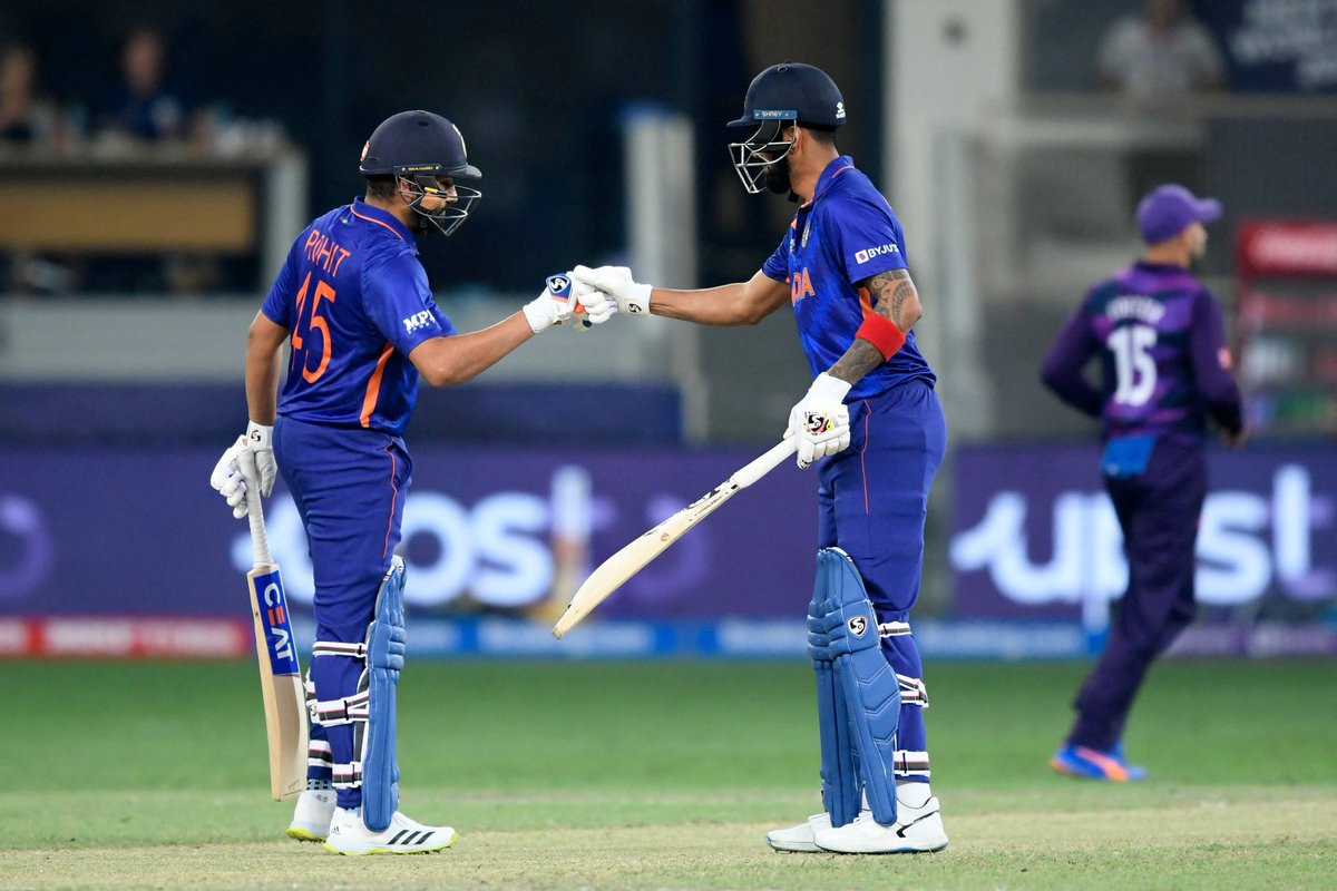 NaveenSaravan12's tweet photo. Another win for Team India💙
Shami's -3-15
Jadeja's-3-15
KL Rahul's 50 of 18 balls🔥
Rohit's 30 of 16 balls
Still alive in the Semi-finals Race

#admin5❤ #memeographymemes https://t.co/ASaqsZ5HnT