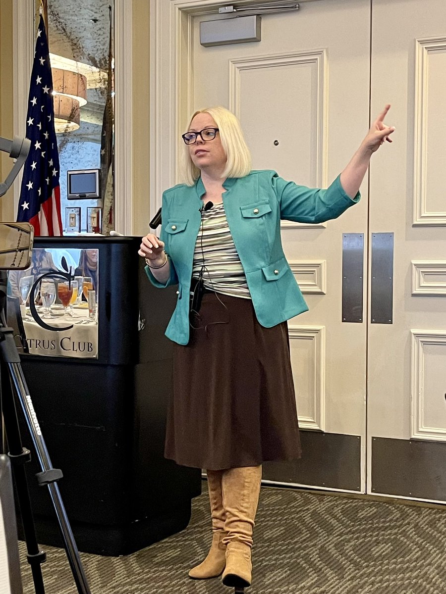 mldorris's tweet photo. Great presentation Kerry Kathleen Heaps @CFAWLOrlando https://t.co/3n2DotHq4N
