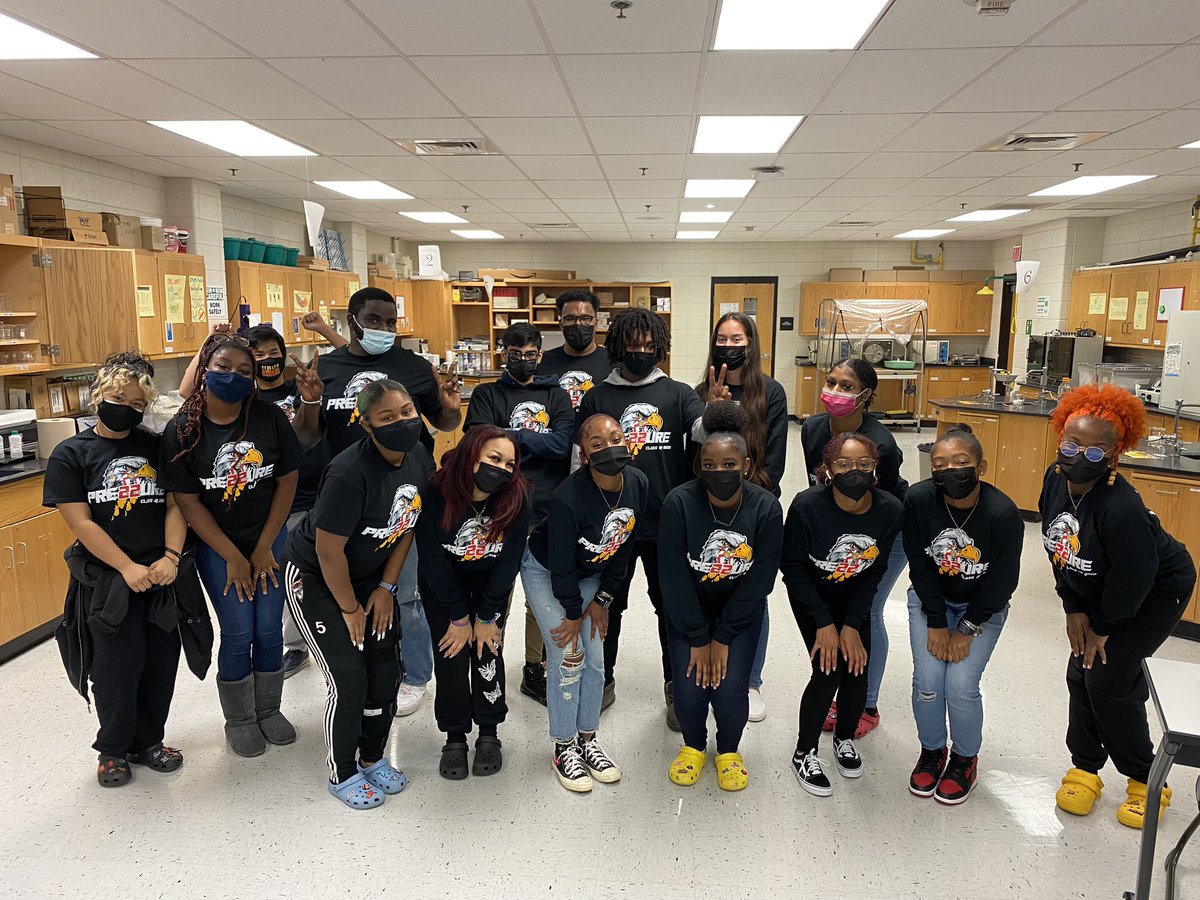 Mrs. Ortolano tweet media