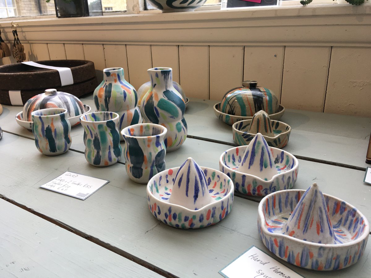 moghopstudio's tweet photo. Cat on a hill, at a mill @sunnybankmills! Lovely ceramics from Leeds-based @clod.studio and textile work by @claredlane. Loved @scrapleeds, a goldmine of scrap materials originally destined for landfill.
#cats #hill #mill #sunnybankmills #art #localart #ceramics #textiles #leeds https://t.co/aW4UICpHvG