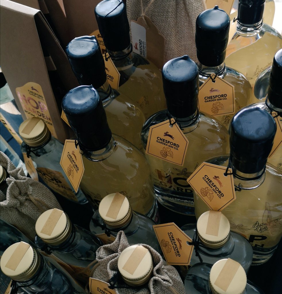 Chesford Garden Gin Co. (@chesfordgdn_gin) on Twitter photo No better way to pack up gin stock ready for tomorrow than accompanied by @simonmayo
and #allrequestfriday on #drivetime <a href="/greatesthitsuk/">Greatest Hits Radio</a>!! 🎧🍸 No better way to pack up gin stock ready for tomorrow than accompanied by @simonmayo
and #allrequestfriday on #drivetime <a href="/greatesthitsuk/">Greatest Hits Radio</a>!! 🎧🍸