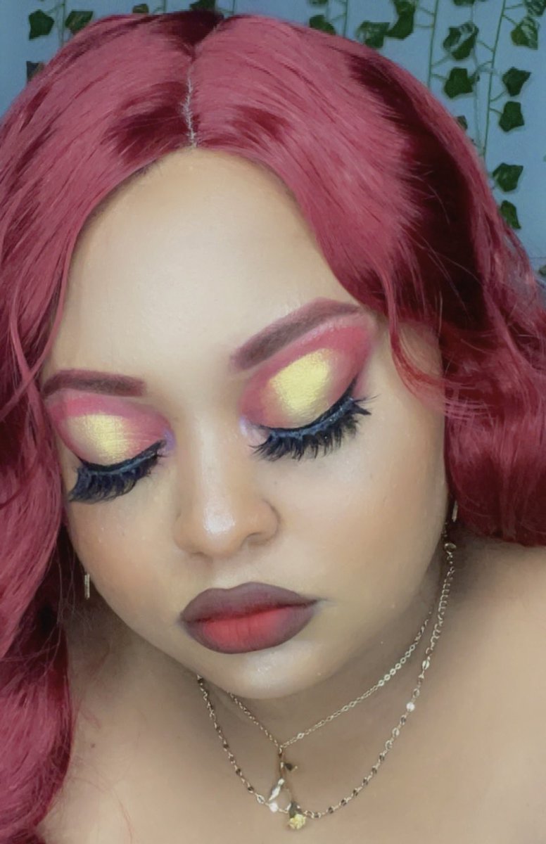 Shays__wayy's tweet photo. Day 76 of my #365daymakeupchallenge
🖍Matte Book
🖍Big Box
🖍Blush Binder
🖍Gumbo💄
🖍Crawfish💄
@TheCrayonCase @WuzzamSupa
#LOTD #thecrayoncase #mattebook #bigboxof64shades #makeupenthusiast #futurecrayoncutie🖍 #makeuplooks #makeupoftheday https://t.co/uhQ7to9Mbu