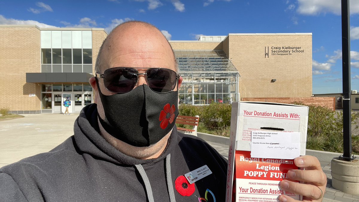 Mike_Cluett's tweet photo. Dropping off poppies to our amazing schools in #MiltonON courtesy of @royal_136 The students carrying on the message of the importance of #RemembranceDay #LestWeForget https://t.co/9hUlNGAL5V