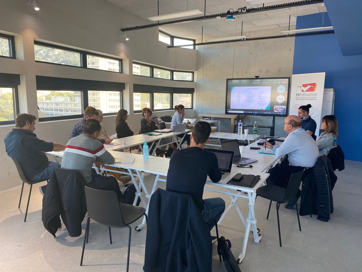 SilverValley_'s tweet photo. 🎬 Dernier jour des #MasterClass #SilverEco !

Merci à tous les participants et bon courage aux entrepreneurs dans le développement de leur projet🚀

Retrouvez l'ensemble des projets sur :
👉https://t.co/wew699vI3O

@AG2RLAMONDIALE @TVT_Innovation #ToulonProvenceMediterranee https://t.co/lYzE8LpLpu