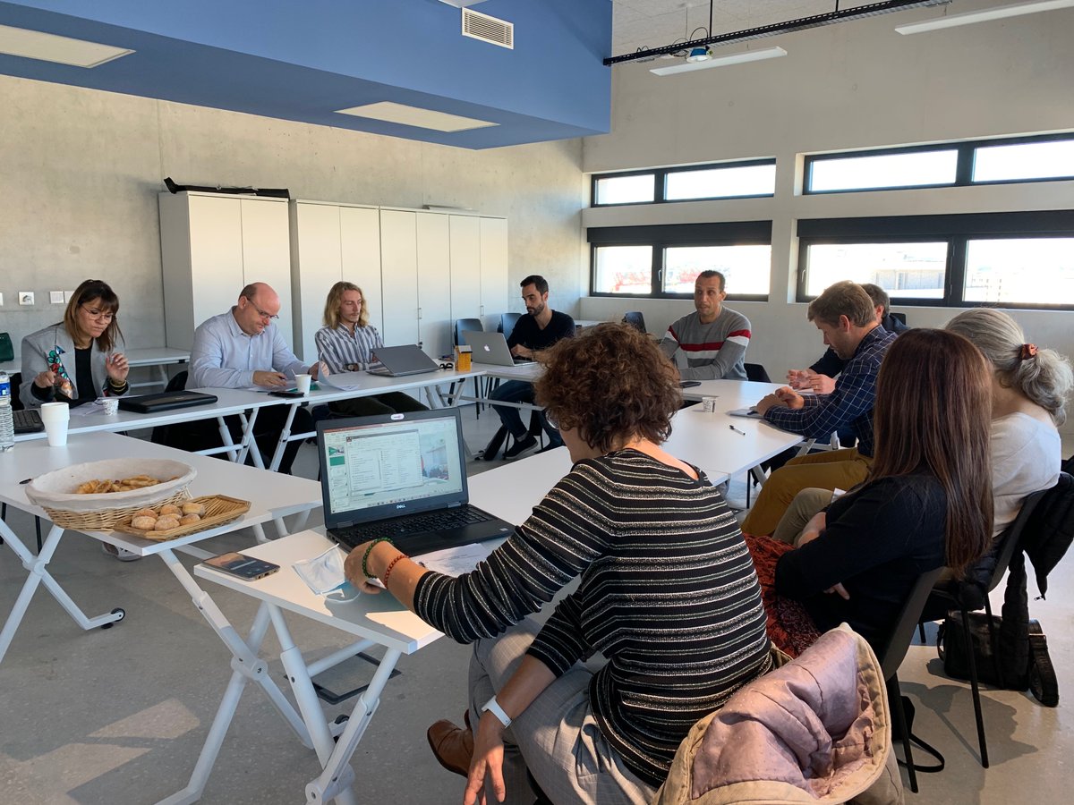 SilverValley_'s tweet photo. 🎬 Dernier jour des #MasterClass #SilverEco !

Merci à tous les participants et bon courage aux entrepreneurs dans le développement de leur projet🚀

Retrouvez l'ensemble des projets sur :
👉https://t.co/wew699vI3O

@AG2RLAMONDIALE @TVT_Innovation #ToulonProvenceMediterranee https://t.co/lYzE8LpLpu