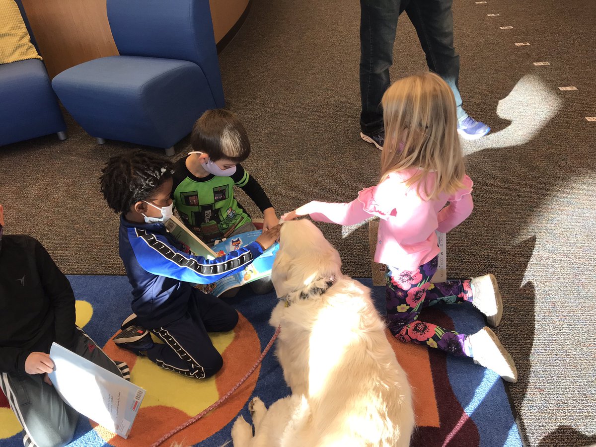 TherapyDaisy's tweet photo. About 18 months later &amp; Daisy is back in action! Around 75 kindergartners enjoyed telling Daisy about their books &amp; received a bookmark to take home. What great bunch of kids at Cedar Ridge Elementary. https://t.co/SWHjo3BGy5