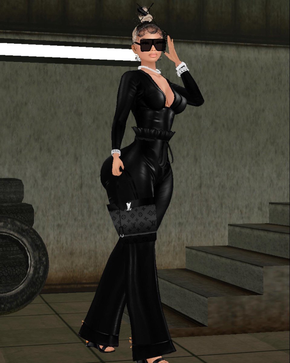 DreamdollVl's tweet photo. It’s dream bitch don’t u ever forget !❤️ #imvu #dreamdoll #youknowmybody https://t.co/MvkcHnNfCr