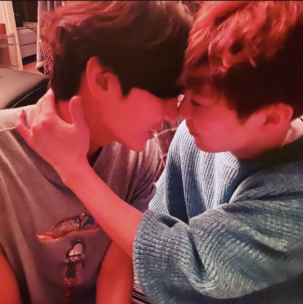 fairyfolders's tweet photo. Leo instagram update with #XIUMIN #시우민 

https://t.co/0ymJ0atGQF https://t.co/dPXvfTfoYm