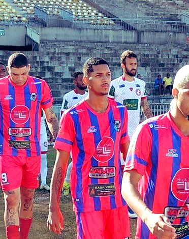 DanovanSilva's tweet photo. passo a passo e pés no chão. +3pts🔴🔵 https://t.co/NRHYy6gxsr