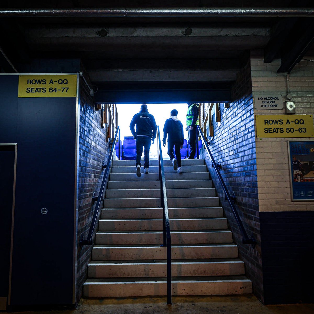 thebullensview's tweet photo. We might not be playing well at the moment, but do you still fancy going the game on Sunday for FREE?

To win x2 Adult Tickets in the Main Stand all you have to do is follow and RT the account 🔵

Winner to be announced at 8pm tonight 💙 https://t.co/3Ip9TzQqDV