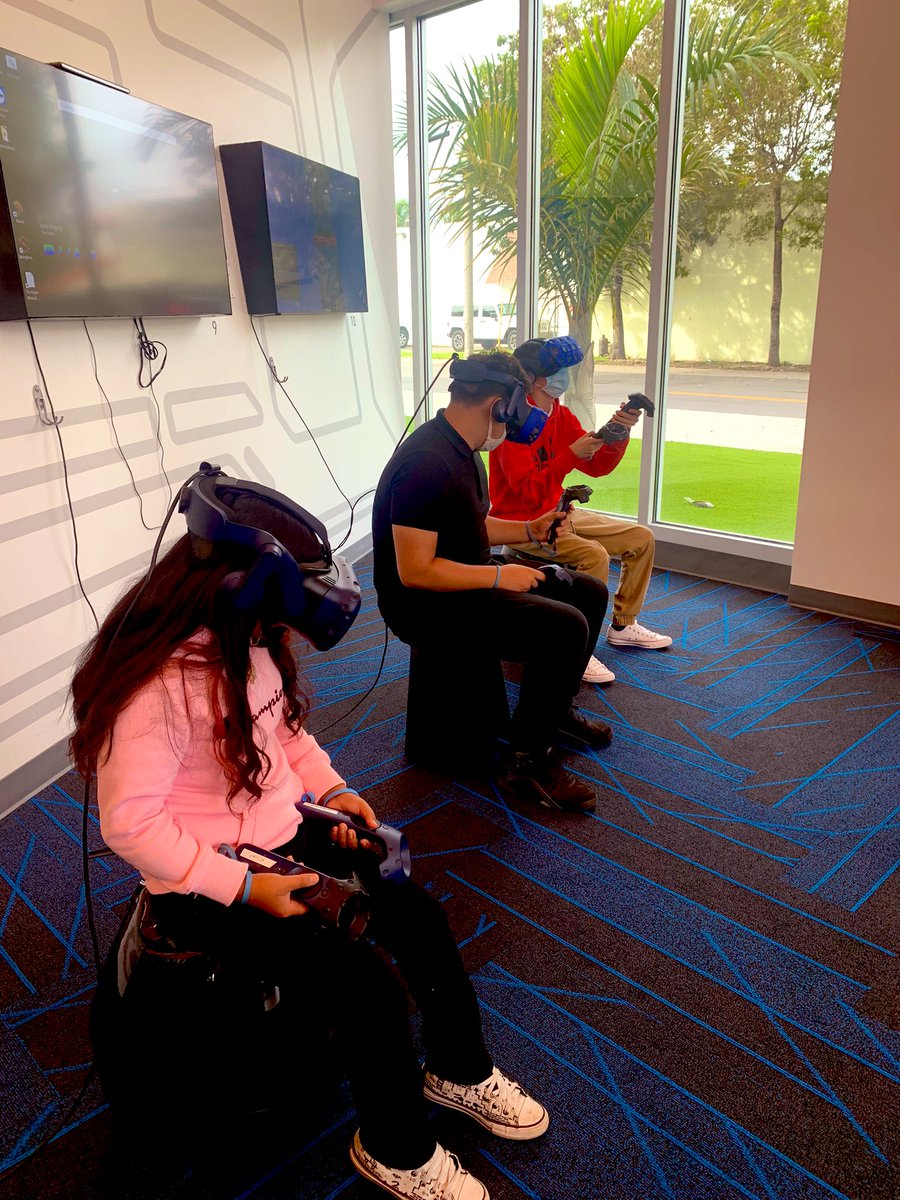 SouthDadeHS's tweet photo. Community Based Instruction (CBI) field trip to the Cybrarium in @CityofHomestead
#INDependencebuilding #virtualreality #BUCNATION ๐ดโโ ๏ธ @MDCPS @miamimagnets @MDCPSSouth @SDPrincipalJCD https://t.co/16UKX0w9qE