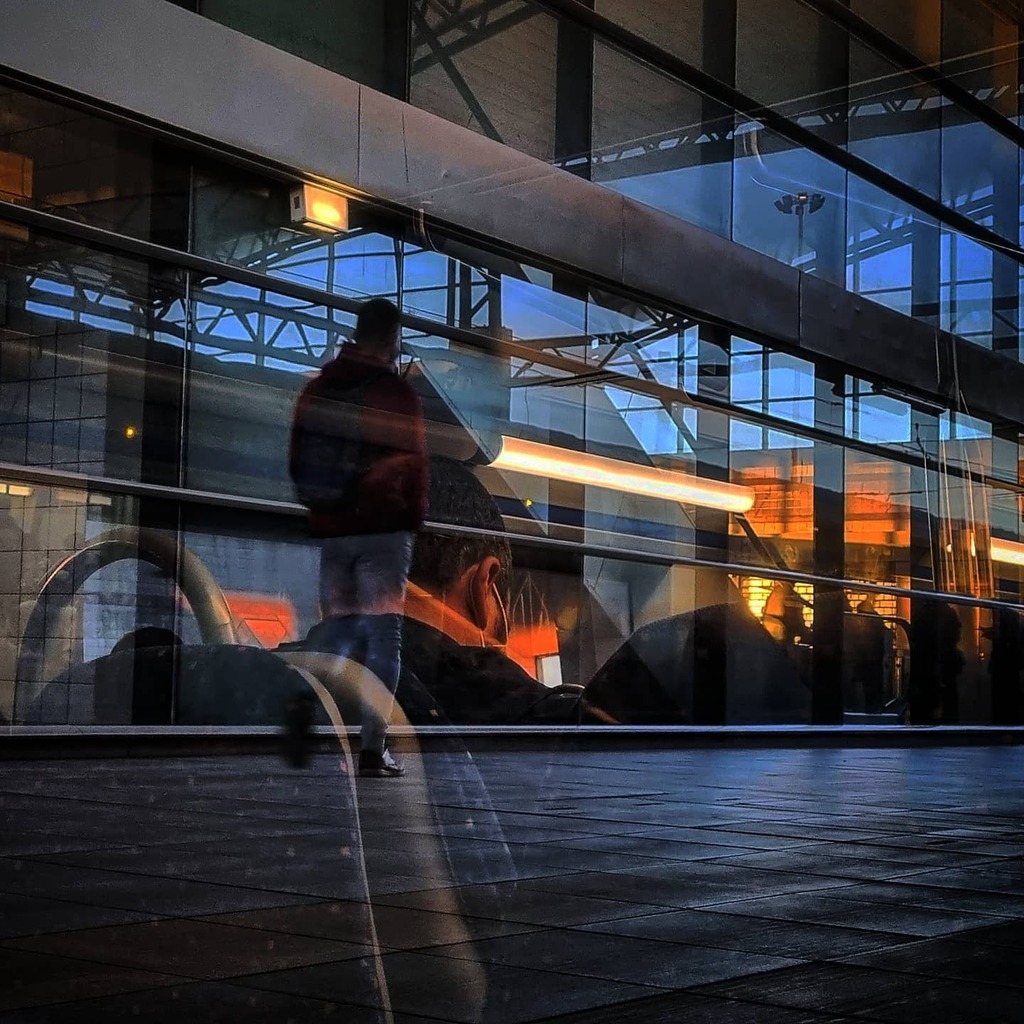jland's tweet photo. #photooftheday #streetphotography #jj_mobilephotography #weekisover https://t.co/aOVfntGgAK https://t.co/DqbgfFUqyW