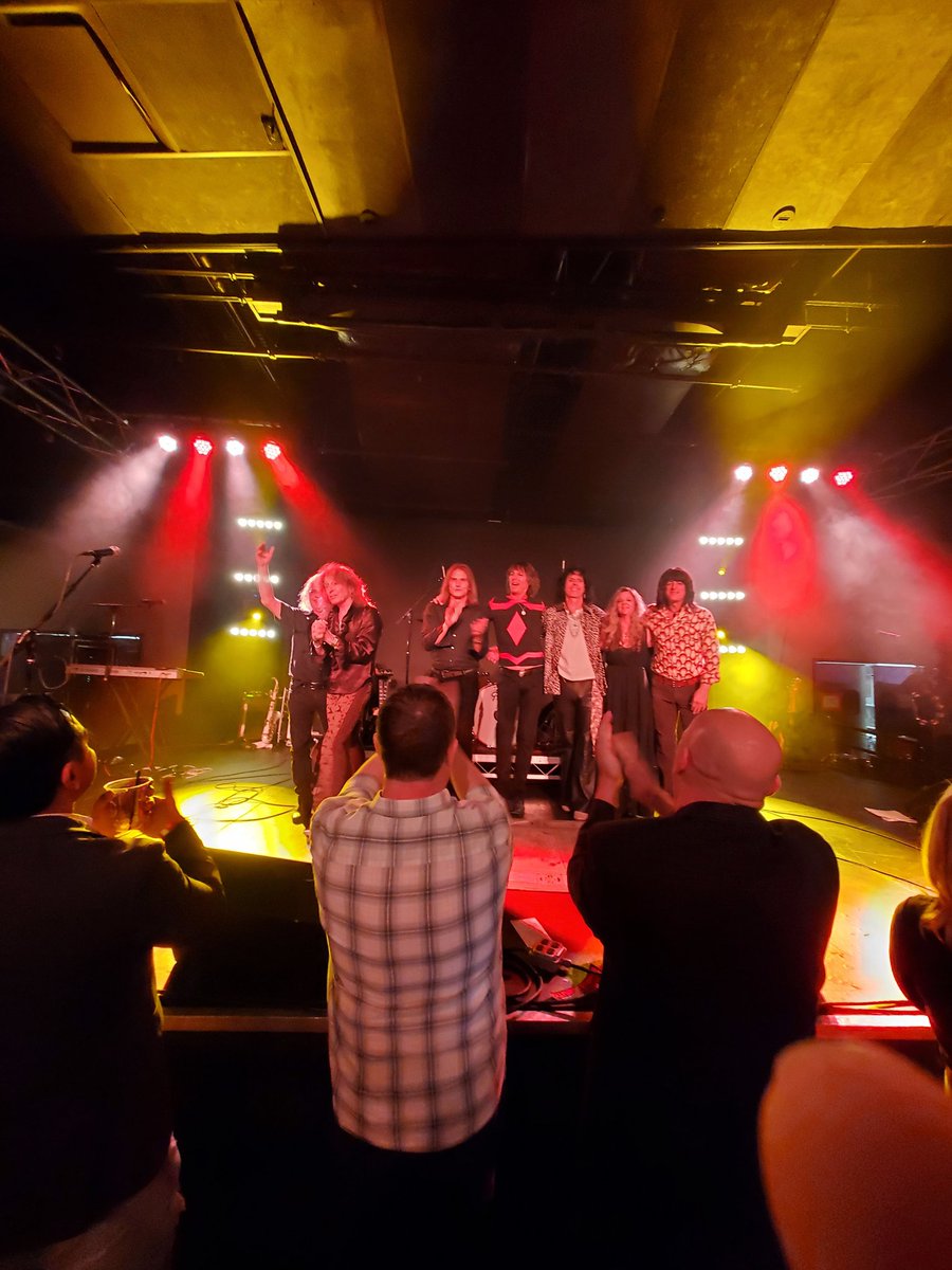 josebranco9's tweet photo. Intelisys Late Night Party with Hollywood Stones!

Great times with great partners and friends!

 #DJToastRockingTheHouse

#intelisysismakingithappen 

#spectrumpartnerprogram https://t.co/6qEH9LfL3R
