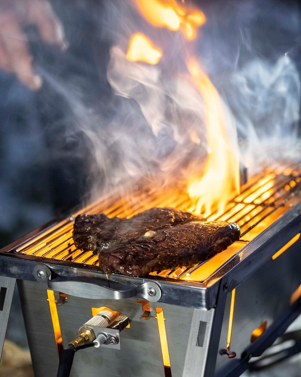 BanksideGRUB's tweet photo. A delicious steak on the RM Grilla BBQ a must have bit of kit for all your Bankside meals 😋 
@RidgeMonkey 

@BanksideGRUB https://t.co/gCphEWamCf