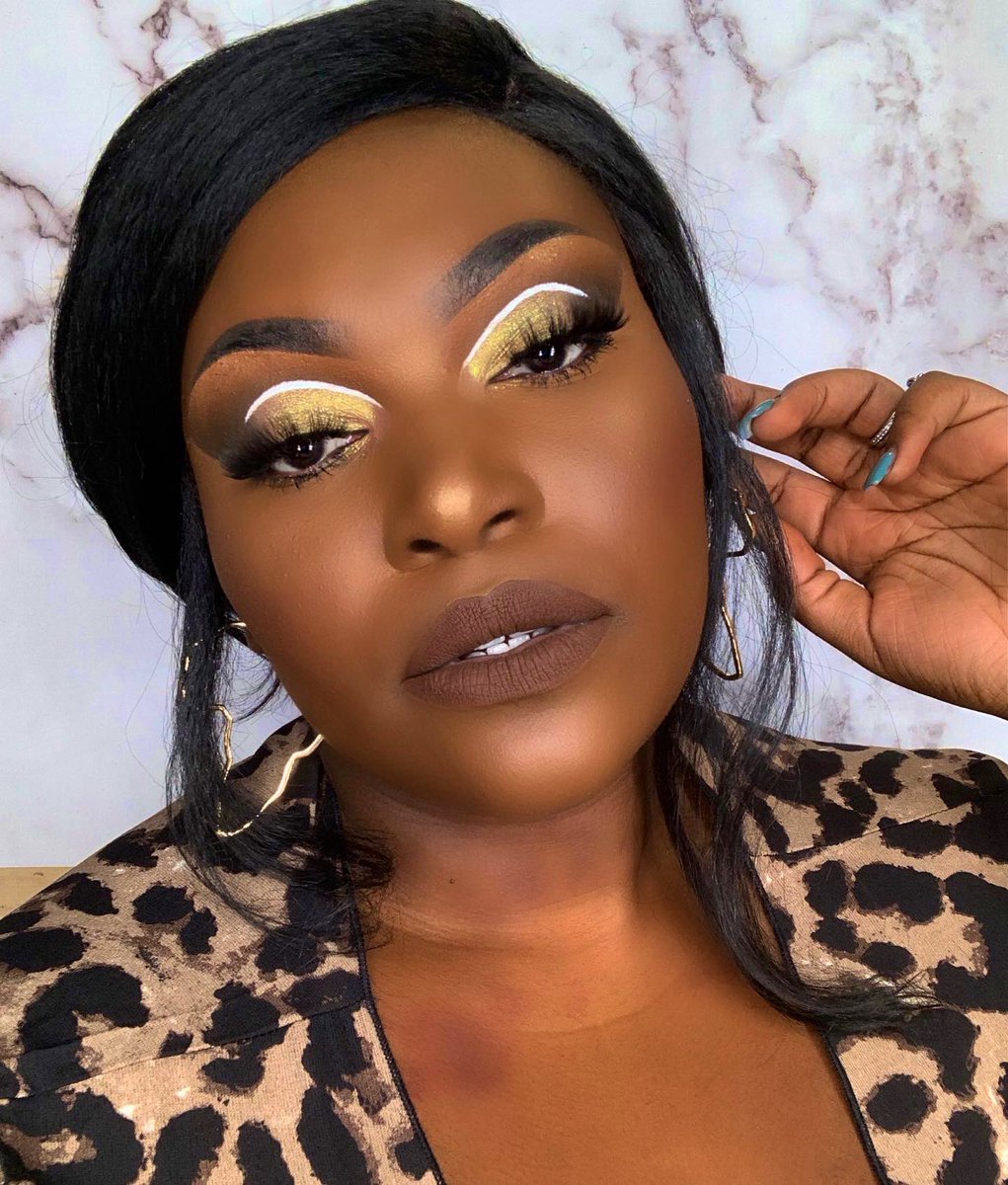 Happy Friday Loves! 🤎
<a href="/jaclyncosmetics/">Jaclyn Cosmetics</a> under eye primer
<a href="/NomadMakeup/">Nomad Cosmetics</a> mini Venice palette
<a href="/NYXCosmetics/">NYX Pro Makeup US</a> liner-white
<a href="/r_lashes/">Lashes R Studio</a> style-Fire
<a href="/ColourPopCo/">ColourPop Cosmetics</a> liner-Get Paid
<a href="/ABHcosmetics/">Anastasia Beverly Hills</a> DipBrow-Ebony
<a href="/TheCrayonCase/">The Crayon Case Cosmetics</a>
🖍 Honor Roll highlighter
🖍 Blush Binder
🖍 matte liquid lip- Gumbo