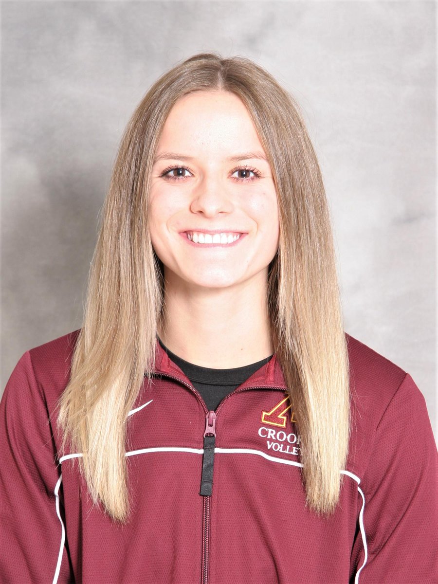 UMNCrookstonATH's tweet photo. We are very excited to welcome our 2020 seniors back to Lysaker Gymnasium for @mncrookstonvb! We can't wait to honor Katie, Syd, and Deaira! #WingsUp https://t.co/1tFkOCG4NJ
