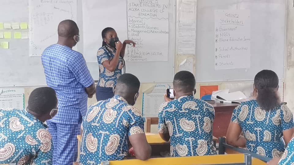 officialdanso1's tweet photo. Mentees in AcCE Demonstration School earlier today had an interactive encounter with officials from T-TEL on the role of stakeholders in improving teaching & learning under the theme: 'Managing for Learning'capacity building workshop. #OutProgramDiary21
@TTELGhana
@gheduservice https://t.co/oObxvFOQSj
