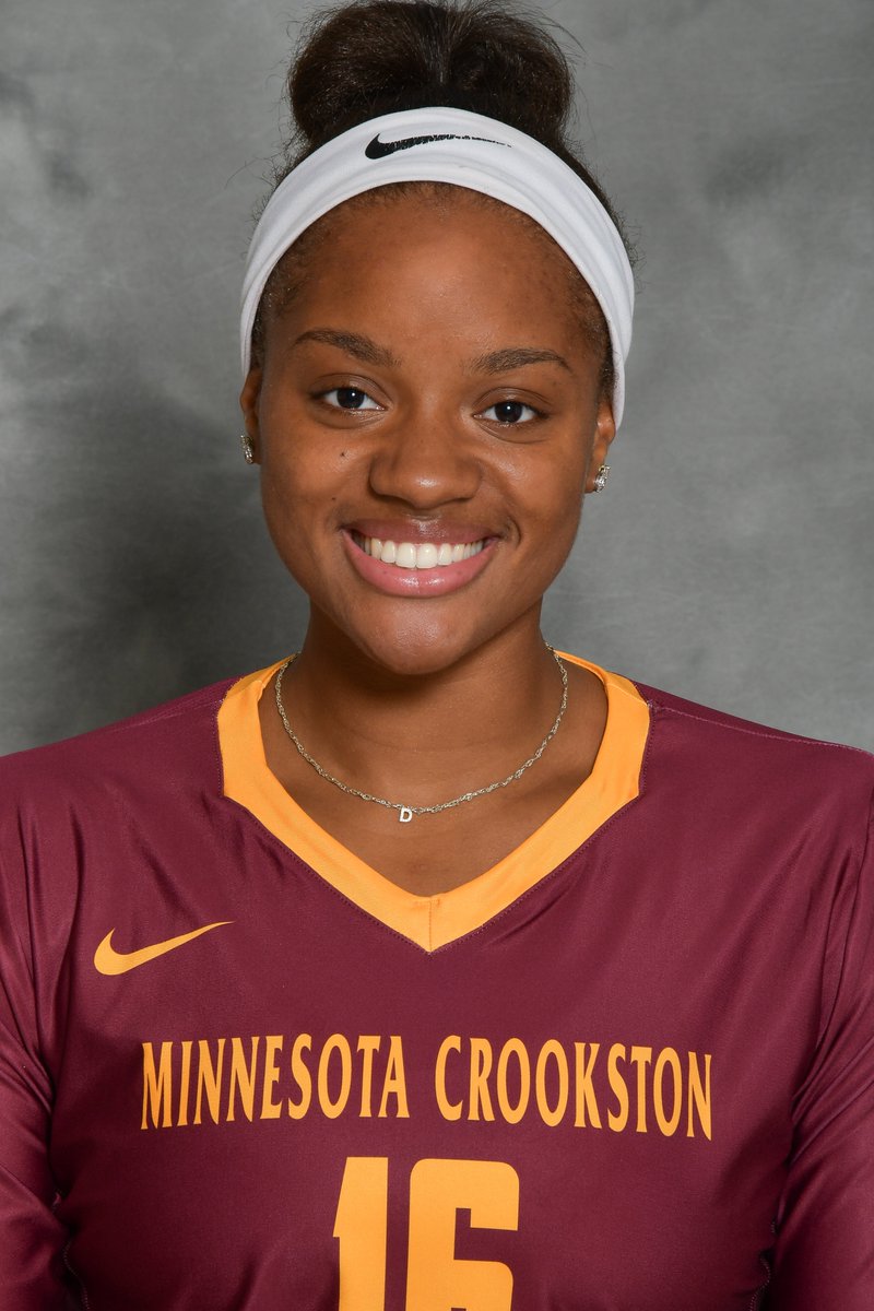 UMNCrookstonATH's tweet photo. We are very excited to welcome our 2020 seniors back to Lysaker Gymnasium for @mncrookstonvb! We can't wait to honor Katie, Syd, and Deaira! #WingsUp https://t.co/1tFkOCG4NJ