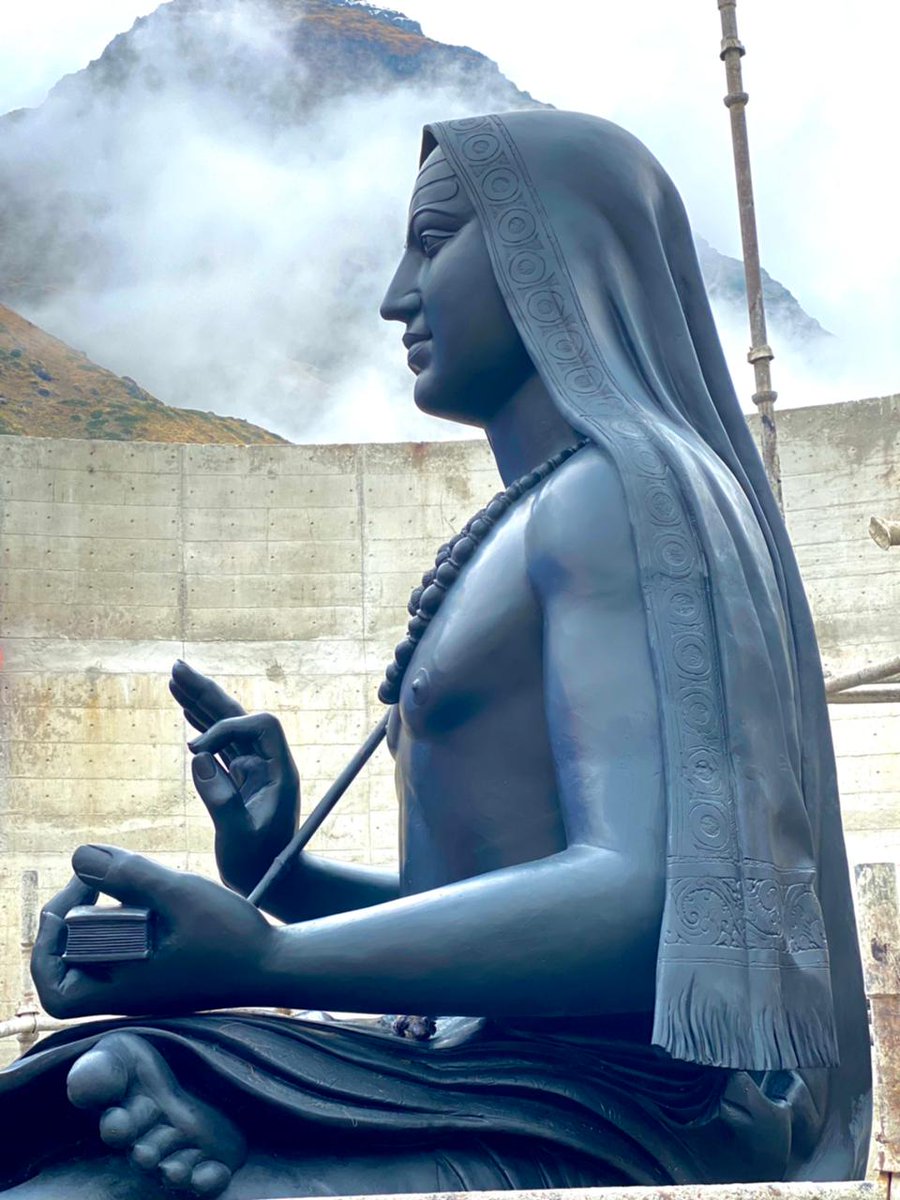 arunbothra's tweet photo. सुदूर दक्षिण के केरल में अवतरित आदि शंकराचार्य की उत्तराखण्ड के पहाड़ों में अवस्थित मूर्ति का अनावरण पश्चिम प्रदेश गुजरात से आए माननीय प्रधानमंत्री ने आज किया। उनकी पुण्य स्मृति को एक प्रणाम पूर्वी तट ओडिशा से भी। 

एक भारत श्रेष्ठ भारत 🇮🇳 https://t.co/oqV4c6HdK0
