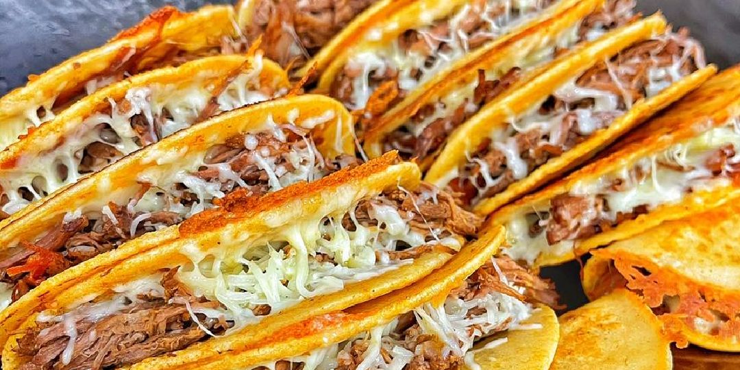 What Food Do You Need for a Mexican Dinner Party? vlnk.io/3EO1XHz