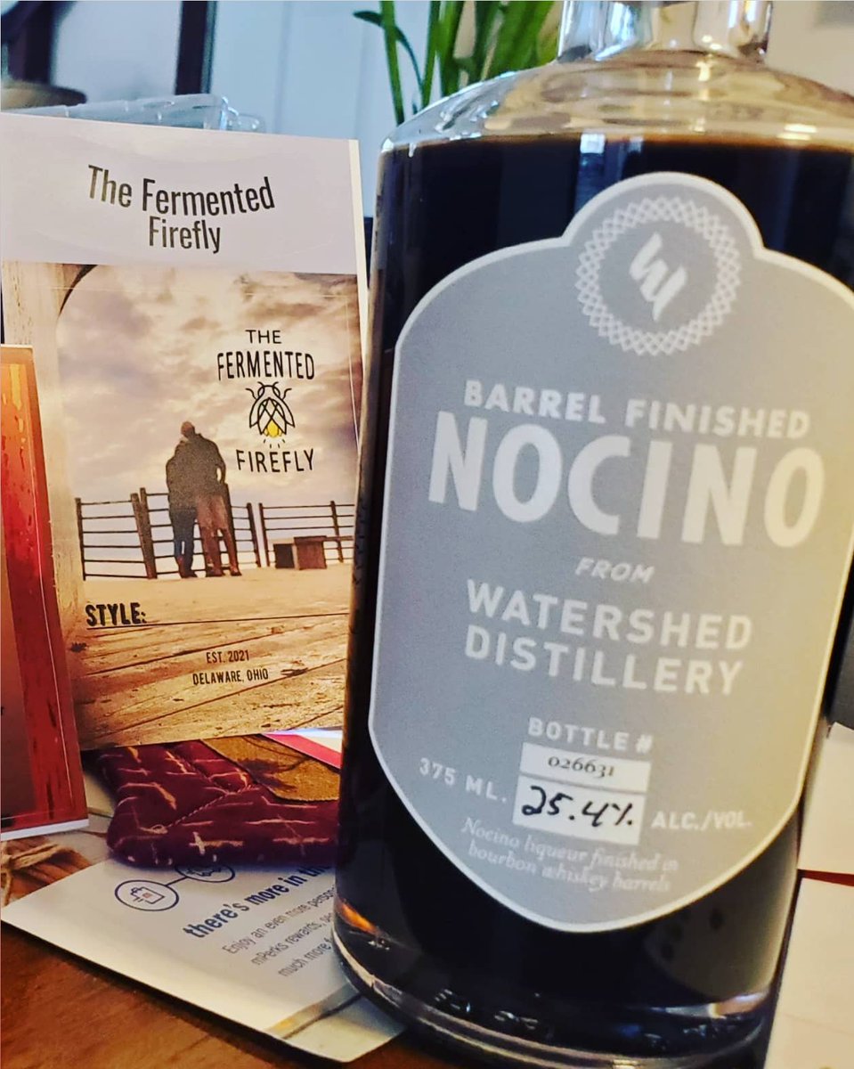 Firefly_Ferment's tweet photo. Holiday Hop-ple Pie - a hop forward, slightly fruity, experiment. Using Wild Wolf #michiganhops &amp; our homegrown Acadia, Cascade &amp; Columbus hops, @BranstoolOrch Topaz Apples. 
A portion gas been infused with @Watershed_Ohio Bourbon Barrel Finished Nocino Black Walnut Liqueur. https://t.co/UpkXVwL0rn