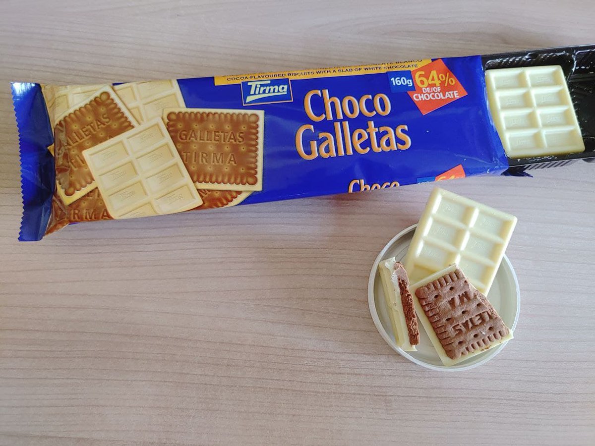 mercesori's tweet photo. Muy buenas amigos curiosos del mundo del #TeTesteo 2.0. Hoy, en Testeos sin tapujos y en menos de 1 minuto, voy a hablaros de las las #Chocogalletas de #chocolateblanco de @ambrosiastirma. ¿Quieres saber más de estas galletitas?, ¡te lo cuento todo hoy! https://t.co/AuC5VFYczY https://t.co/xOV4H1R0x3