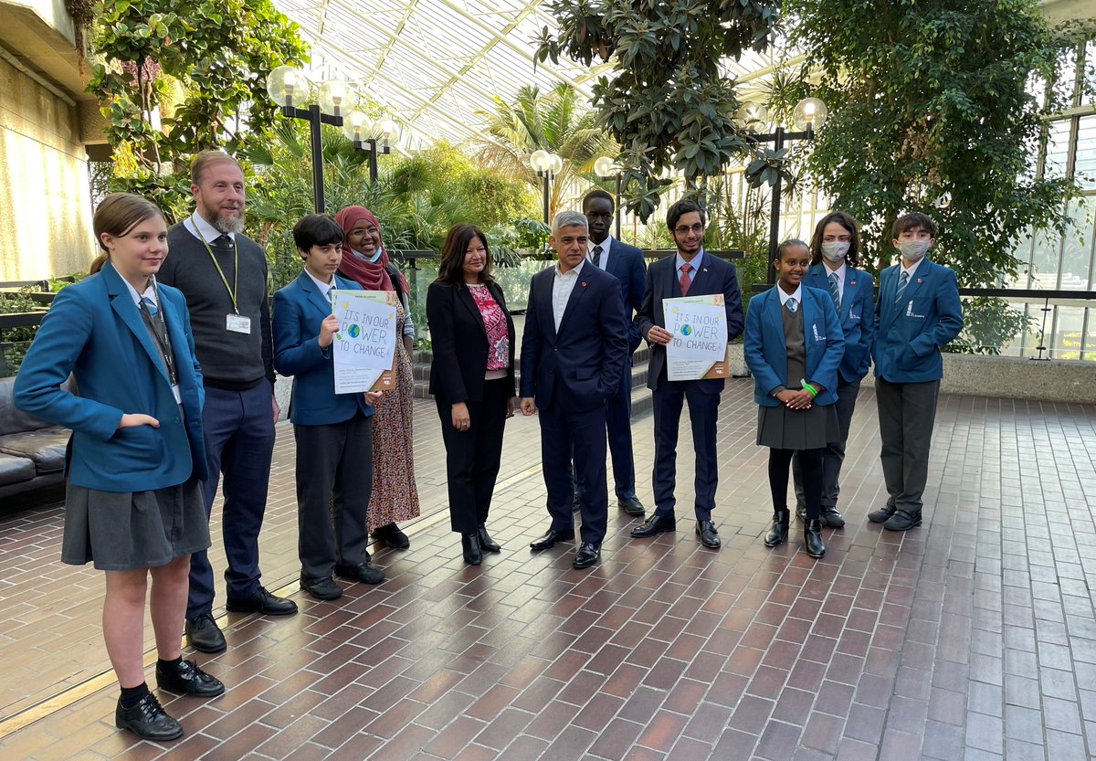 CamdenCouncil's tweet image. Congratulations 👏🏽 to Camden secondary schools @UCL_Academy  and @hampsteadschool who have been awarded a special commendation and funding for their rewilding #CamdenSTEAM projects as part of the @MayorofLondon’s Climate Kick-Start Prize.