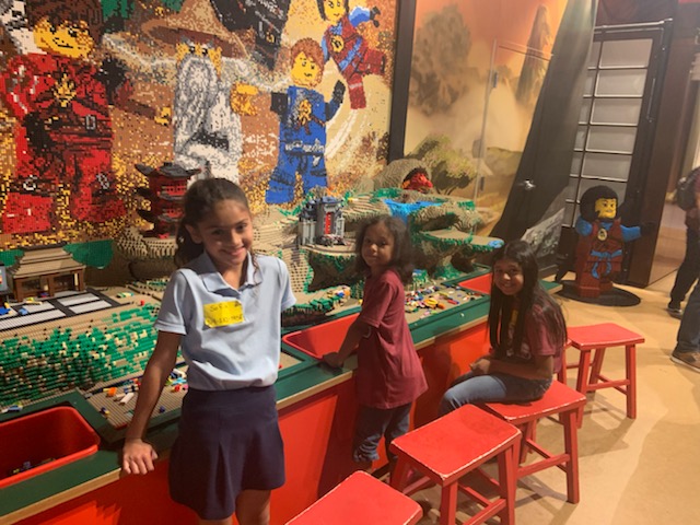 BburgCougars's tweet image. Second grade Legoland field trip! Workshops are designed to bring math, science, crital thinking skills, problem solving &amp;amp; engineering to life! We have fun while we learn! 🏫🚍👨‍🔬🧠👩🏻‍🔬🥰👷🏻‍♀️ @IrvingISD #BBurgFieldTrips #WeRISEIrvingISD