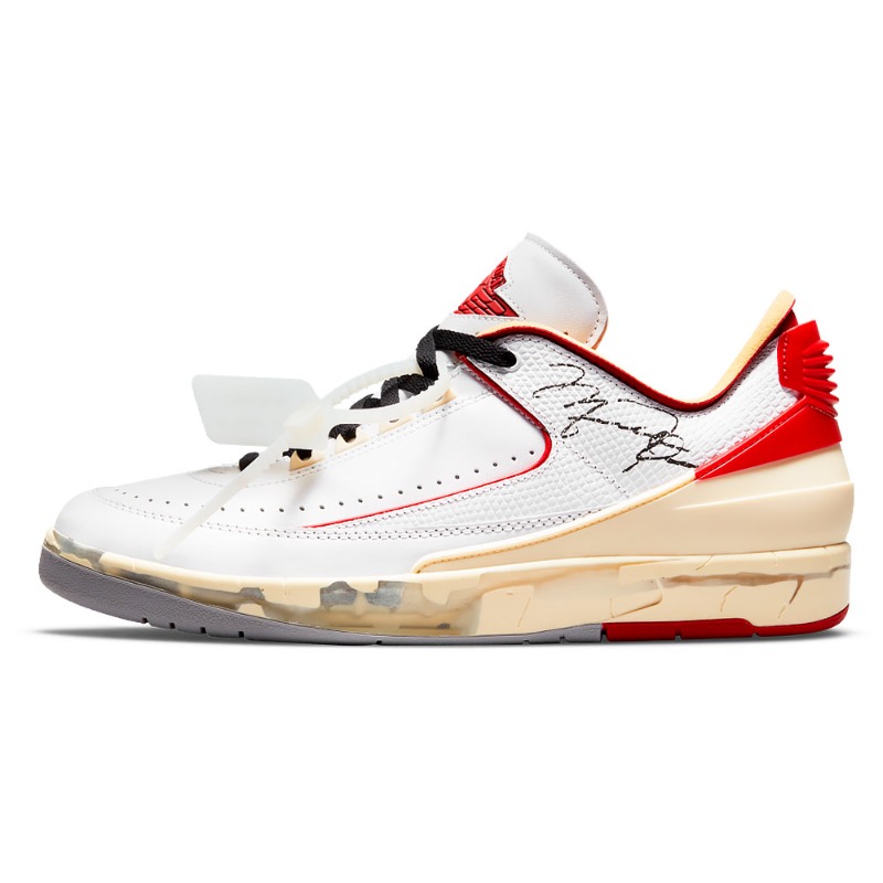 hypedes's tweet photo. El viernes 12 de Noviembre es el lanzamiento de las Off-White x Nike Air Jordan 2 Low Varsity Red a un precio retail de 225€.

Aquí tienes los enlaces de compra directa y raffles para que puedas hacerte con ellas.