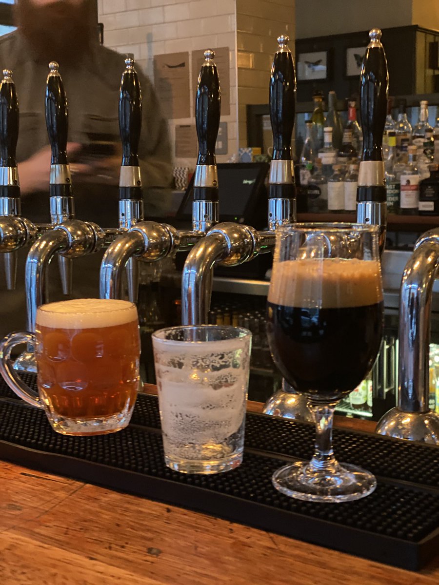 Working my way through the expertly curated beer list ⁦<a href="/KingsArmsE2/">The Kings Arms</a>⁩ ⁦<a href="/TheBeakBrewery/">Beak</a>⁩ ⁦@BoxcarBrwCo⁩ #orchardprojectcider