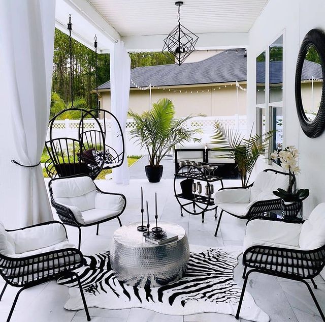 Realtor.com tweet media