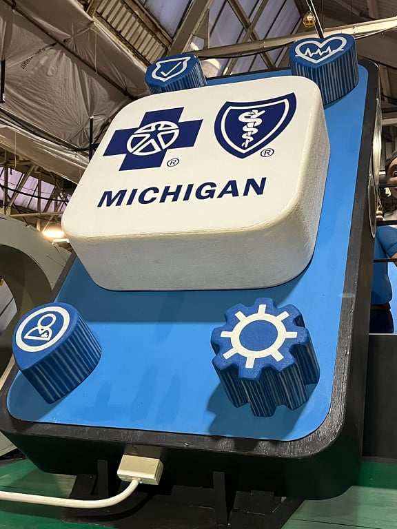 BCBSM's tweet photo. We kicked off the holiday season this morning at the @ParadeCo 22nd annual Pancake Breakfast! We’re proud to present this event and to participate in America’s Thanksgiving Parade. #DetroitParade https://t.co/4FcgRP5BIc