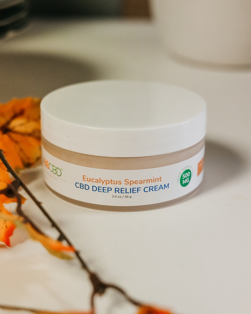 A88Cbd's tweet photo. Fall in love with this season's #SelfCare staple. 🍂

Click the link in our bio to shop A88CBD™ Deep Relief Cream.

#A88CBD https://t.co/GRUQ3fnlXb