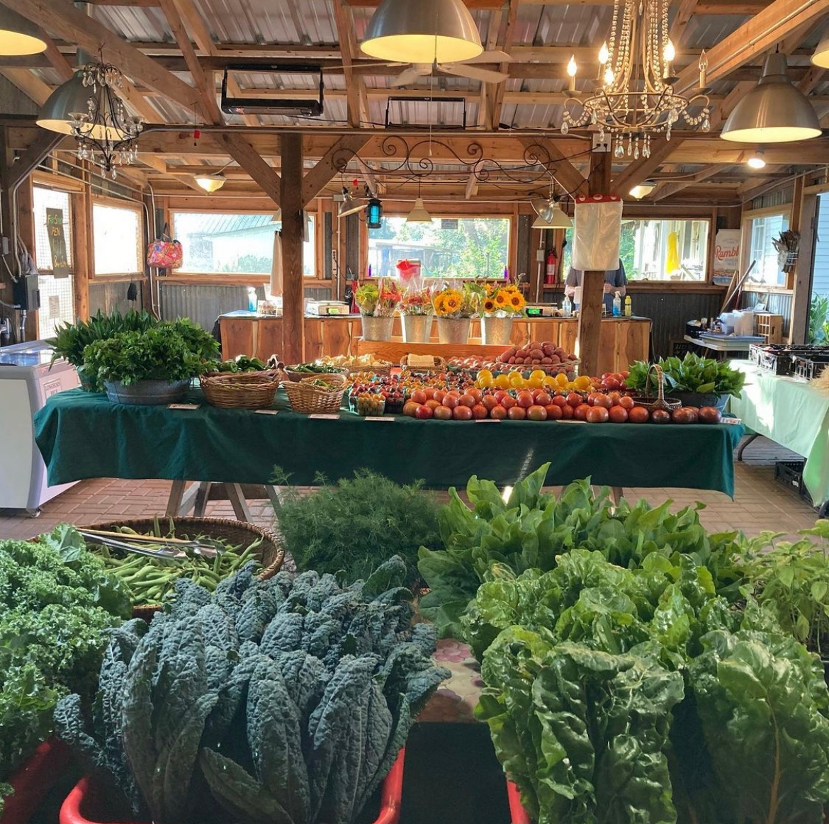 thefunctionalco's tweet image. This weekend is a good day to go out for some good food, that could be at this wonderful little farm @boggycreekfarmstand  or visit your local farmer's market. Do what you can to get out and enjoy your weekend!
.
.
.
📸@boggycreekfarmstand

#naturalhealth  #organic #Functionalco