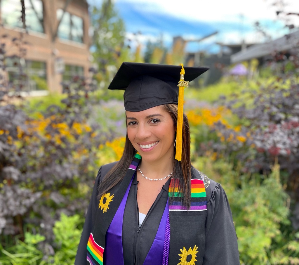 BothellAlumni's tweet image. In a course taught by Rafael Delgado, UWB alumna Mari McMenamin was more than prepared to start a career; the class was the reason she was hired for her dream job. 

l8r.it/xhZQ

#uwb #uw #huskies #bothell #bebothellproud #pnw #seattle