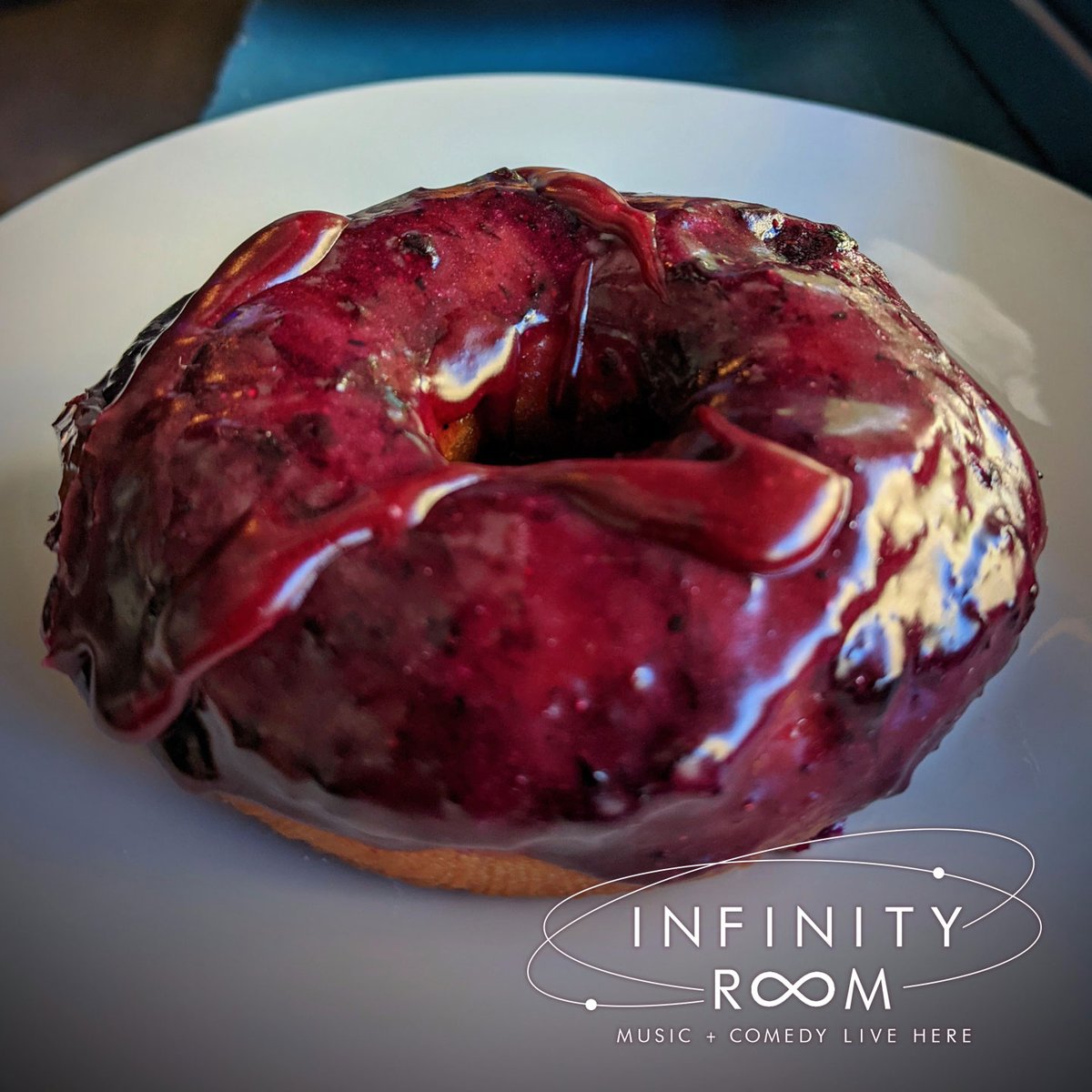 MannysChoice's tweet photo. YAAAAA !!! National Donut 🍩 Day is here again!! Shoutout to @InfiniteSalem for creating these masterful works of mouthwatering donut art with Manny's Choice flour! ✨🍩 We just can't get enough for our eyes OR our bellies!

#nationaldonutday #donutday #salemoregon https://t.co/ABwafXSftq