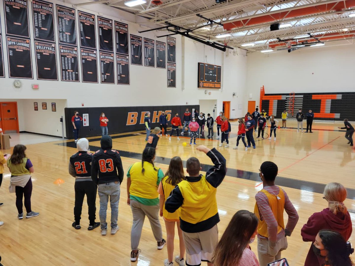 toushaPE's tweet photo. How awesome was our Libery Unified vs Brentsville Unified kickball?!  SO AWESOME!  We had some great inclusive competition.  So proud!  @BrentsvilleSpo1 @LHSADDept @LHSEagleChamps @PWCSNews #championstogether #unifiedsports #unifiedphysed #bdhsphysed https://t.co/rcgd16Nzvs