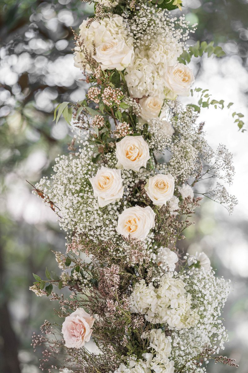 MrsPandP's tweet photo. Enhancing the beauty of your Big Day with inspirational Wedding Flowers
Images 📸 Sonia Alexandria Photography
https://t.co/aZ0tOyu9x9 #CeremonySetUp https://t.co/cc67QGsWMg