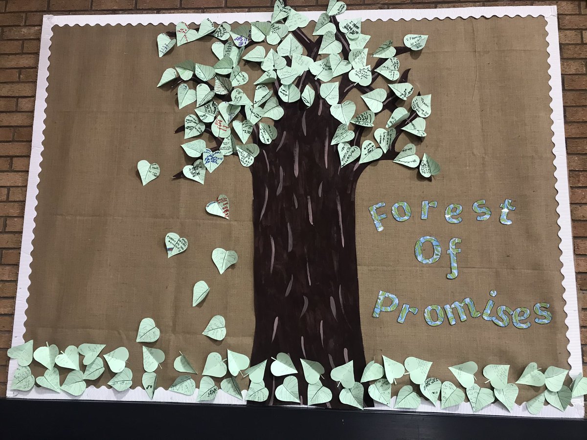 mrsewens's tweet photo. Our #forestofpromises #promisetotheplanet #COP26 #Glasgow @GartconnerP  @wwf_uk https://t.co/0uwDtAgzTn