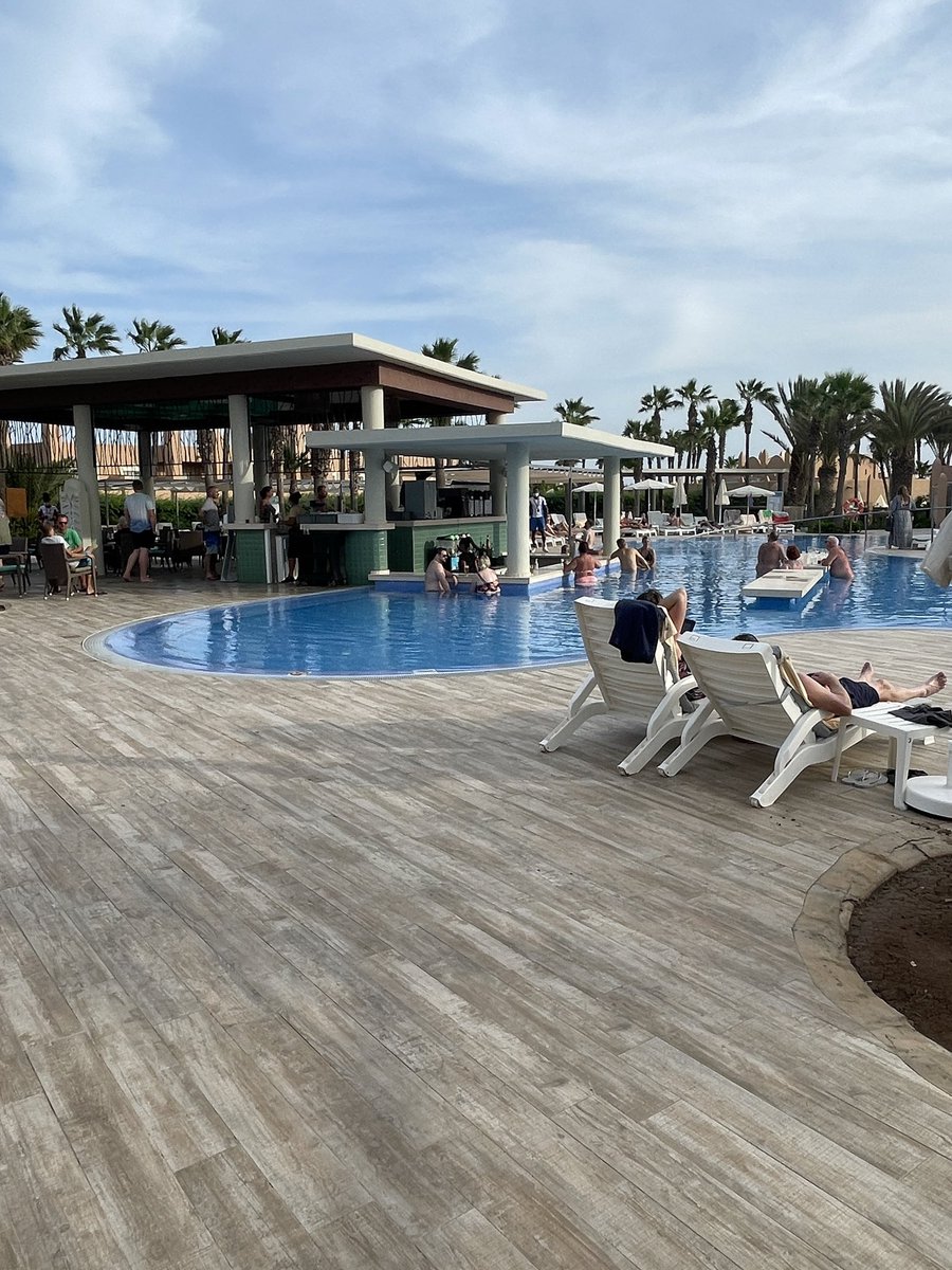 adali73's tweet photo. Tatil zamanı 🏄‍♂️🏊‍♂️🏝🏝 https://t.co/amRBfZgjGh