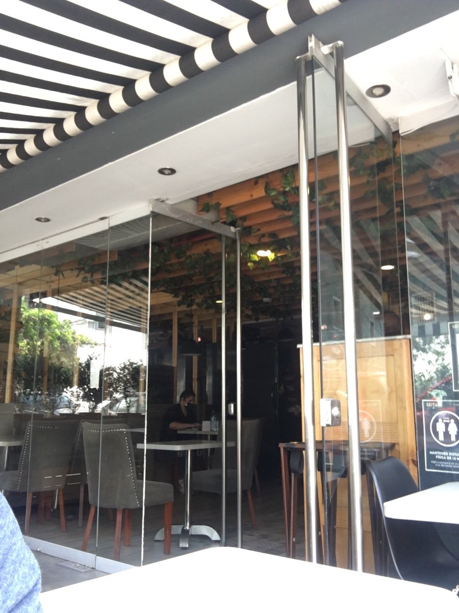 milo051's tweet photo. Vegan foodie (@ Seitan Urban Bistro in Miraflores, Municipalidad Metropolitana de Lima) https://t.co/Id8vlbvBg6 https://t.co/l8RbOyXQ7f
