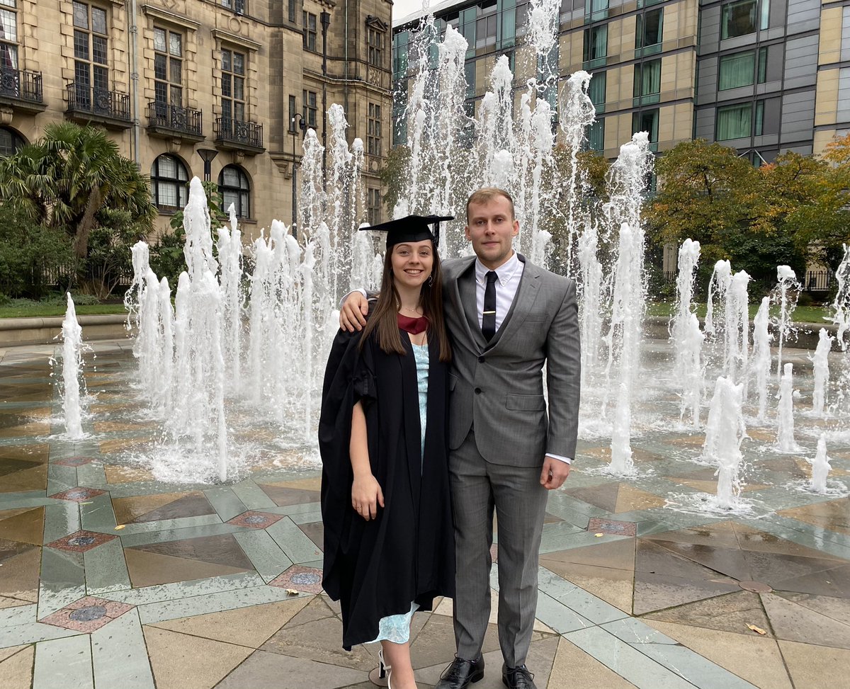emorleyphysio's tweet photo. Finally able to graduate. Thank you Sheffield Hallam for the past 3 years ❤️ https://t.co/2rujnD9Ueh