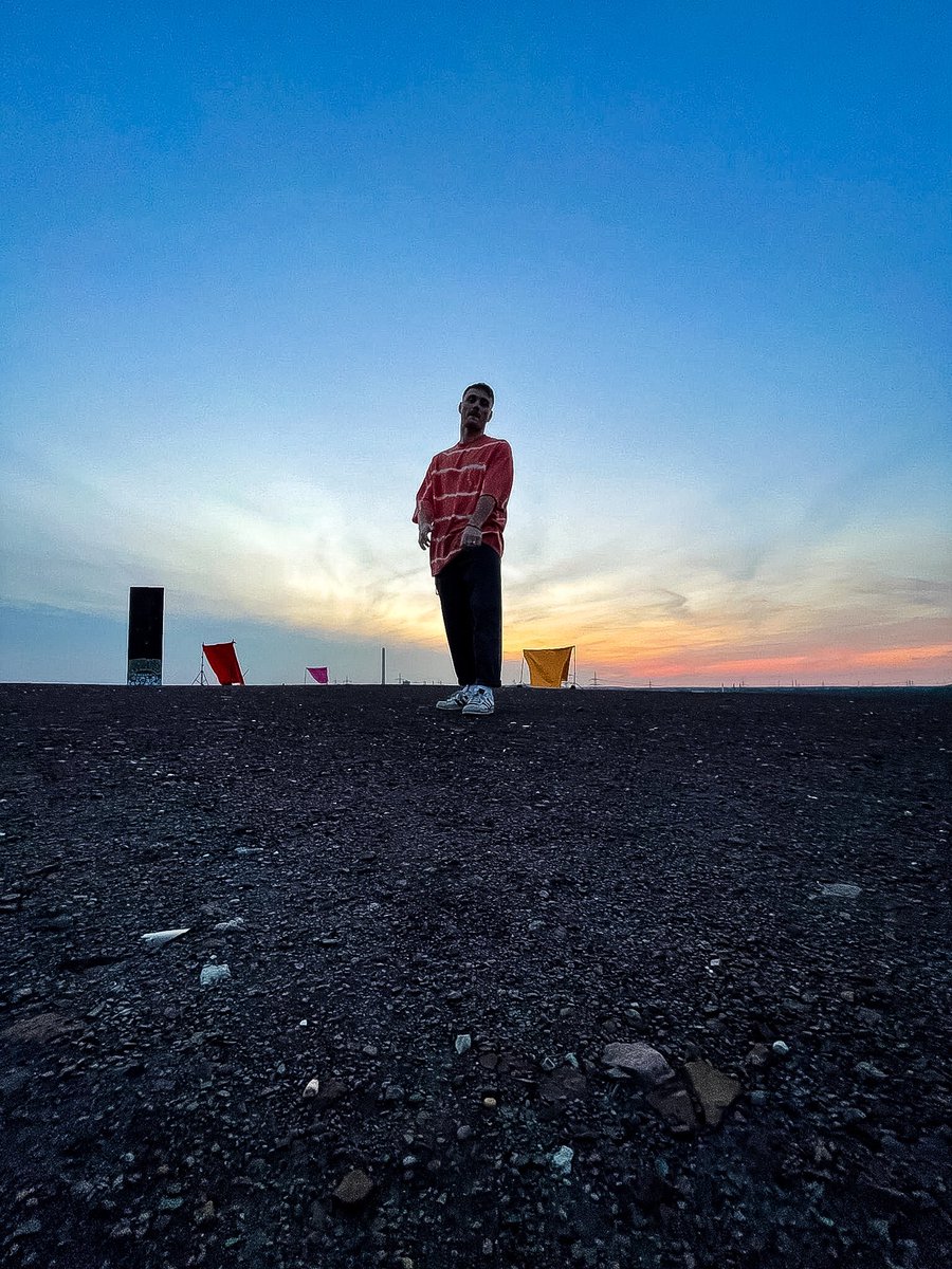 calipomsc's tweet photo. Don't you know why I'm doing that?
All the rumors, all the lies, now I'm spitting the facts
Self-therapy, no one can hold me back
It's my voice to the world, go and blame me for that

#calipo #calipomsc #aprivilege #dontletgo #hiphop #rap #new #newsong #song #music #hiphopmusic https://t.co/924CvHp4Ug